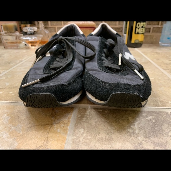 Michael Kors Tennis Shoe 7.5M - Picture 4 of 6